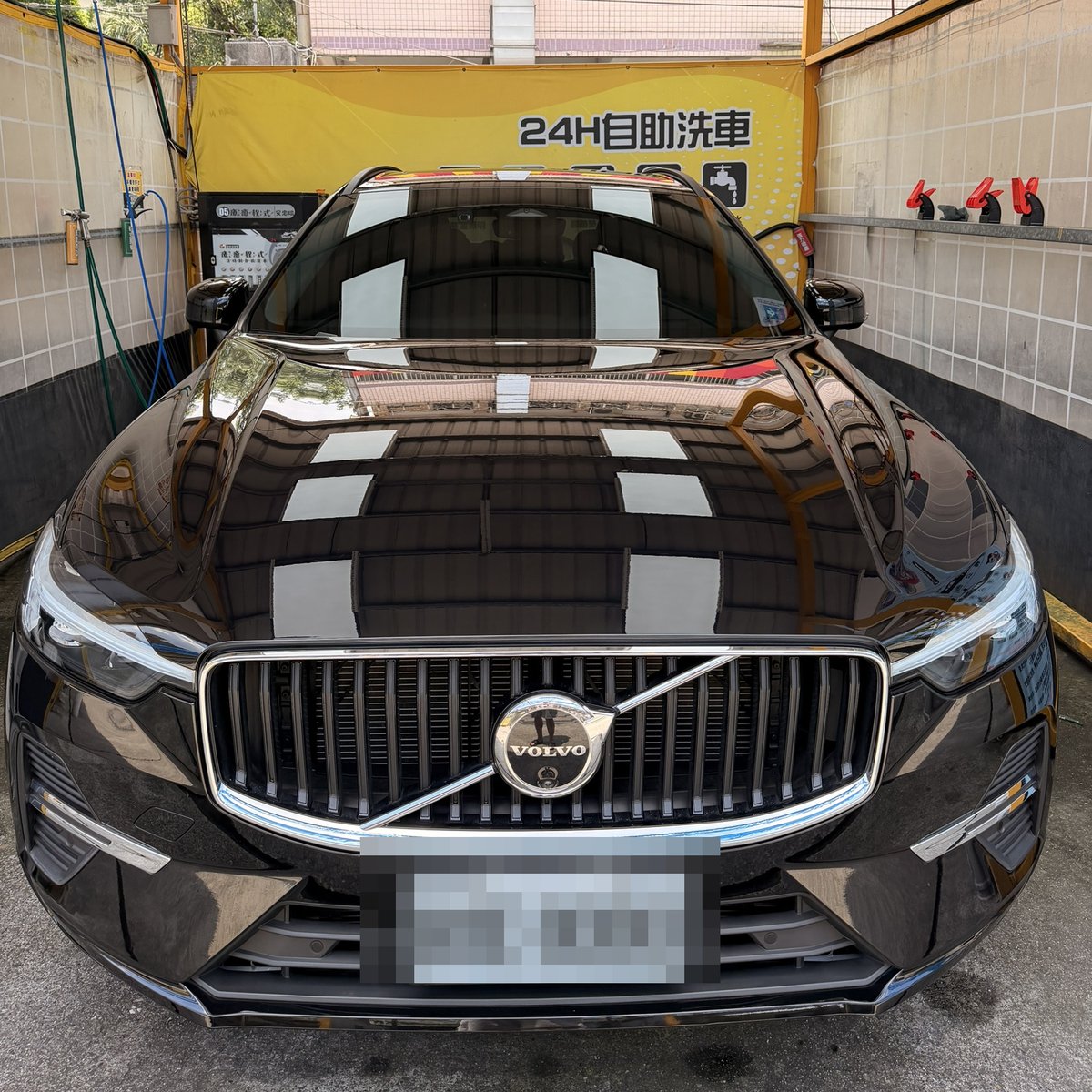 Volvo XC60 打蠟漆面護理